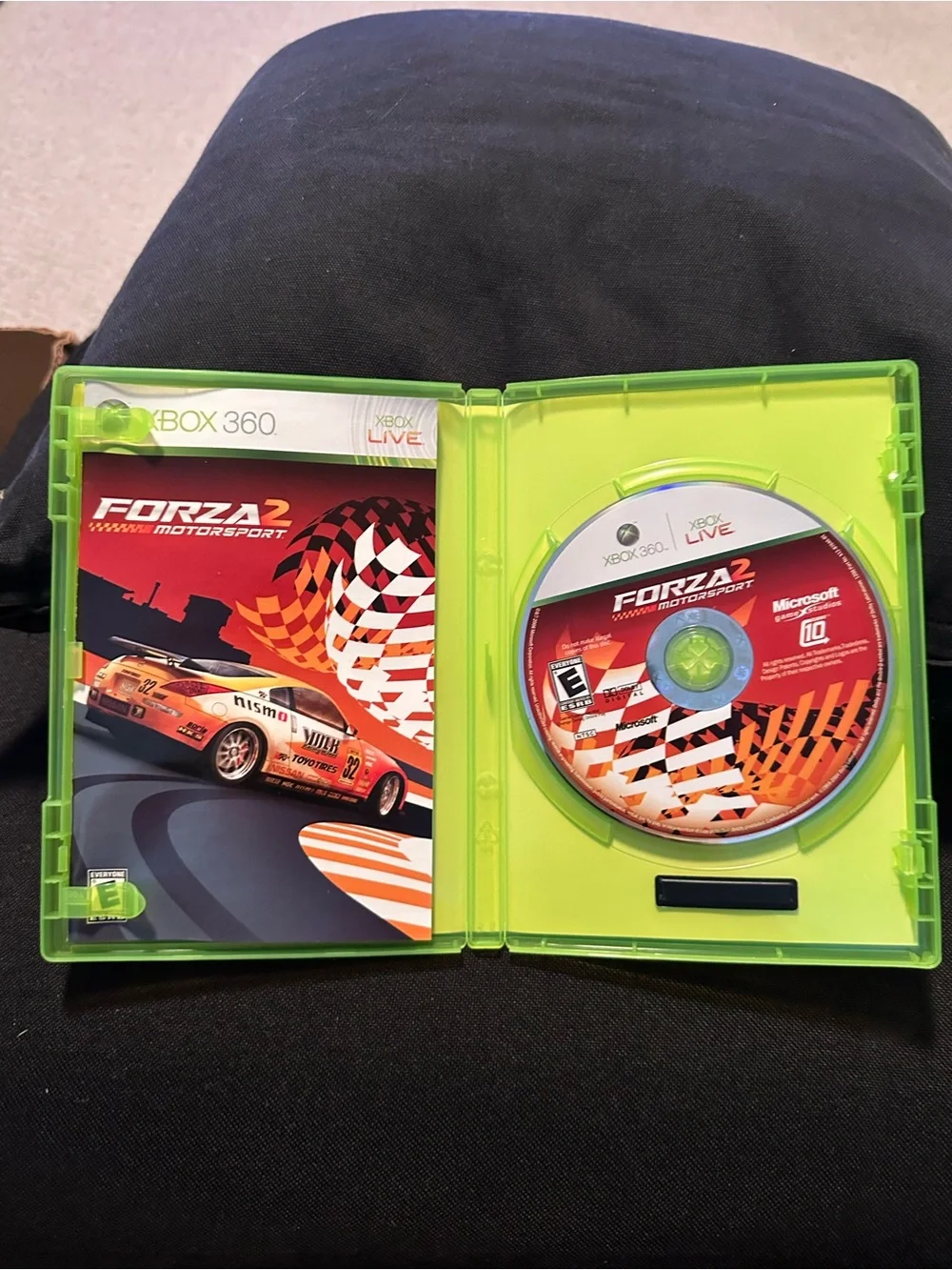 Microsoft Xbox 360 Forza Motorsport 2 - Green Case with Red & Orange Cover
